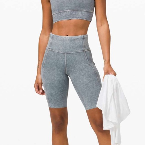 Lululemon Fast and Free Short 10" *Ice Dye - Picture 1 of 4